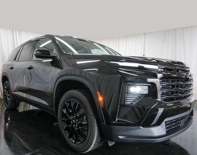 new 2026 Chevrolet Traverse car, priced at $45,505