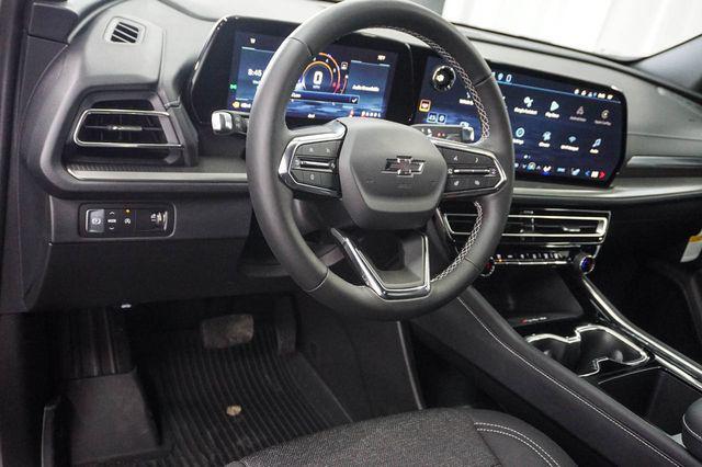 new 2026 Chevrolet Traverse car, priced at $45,505