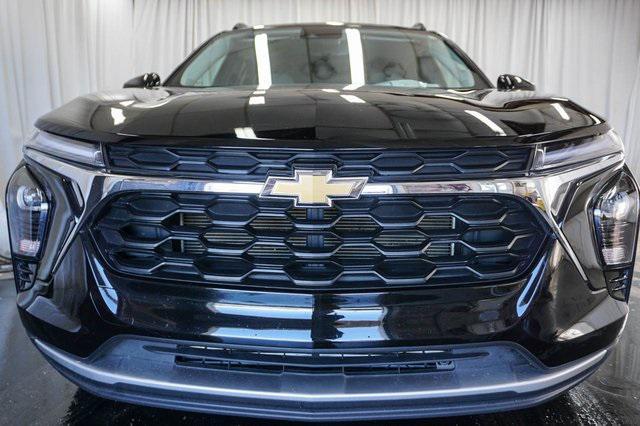 used 2025 Chevrolet Trax car, priced at $20,789
