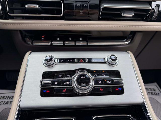 used 2023 Lincoln Aviator car, priced at $41,997