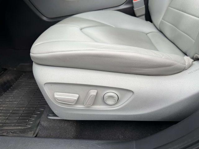 used 2021 Toyota Highlander car, priced at $32,298