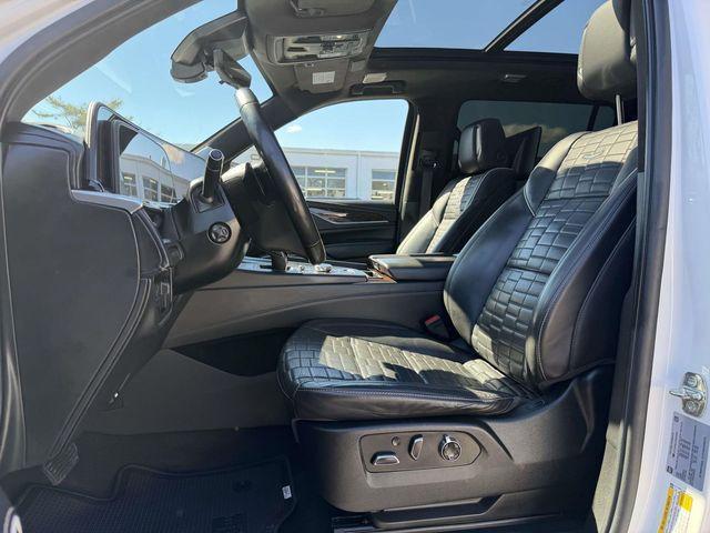 used 2022 Cadillac Escalade ESV car, priced at $71,404