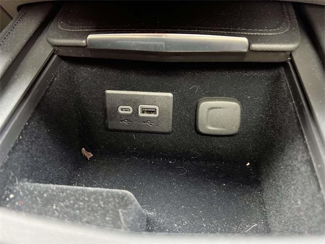 used 2025 Cadillac XT4 car, priced at $36,895