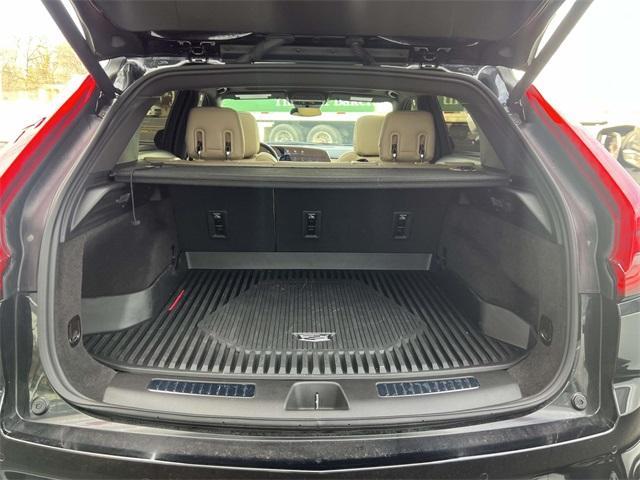 used 2025 Cadillac XT4 car, priced at $36,895