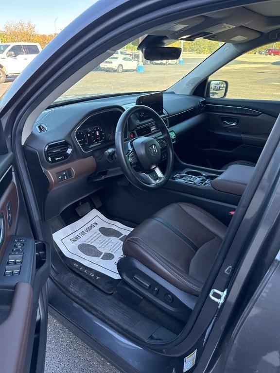 used 2024 Honda Pilot car, priced at $39,999
