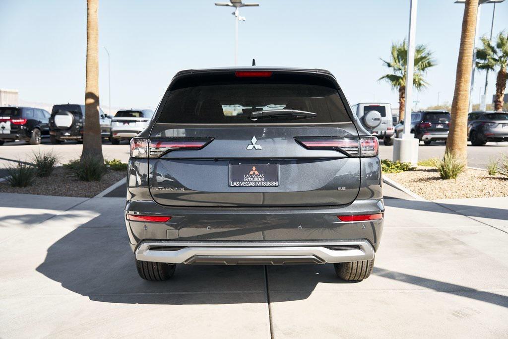 new 2025 Mitsubishi Outlander car, priced at $32,460