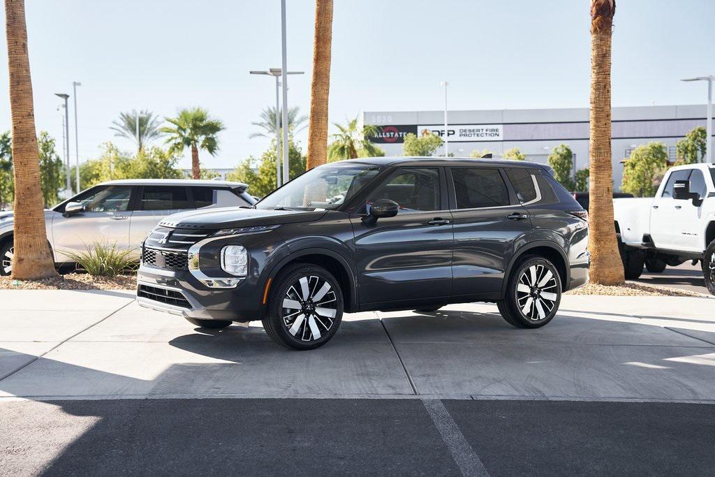 new 2025 Mitsubishi Outlander car, priced at $32,460