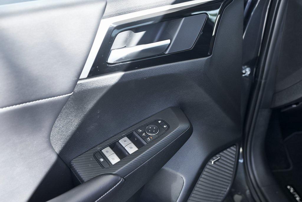 new 2025 Mitsubishi Outlander car, priced at $32,460