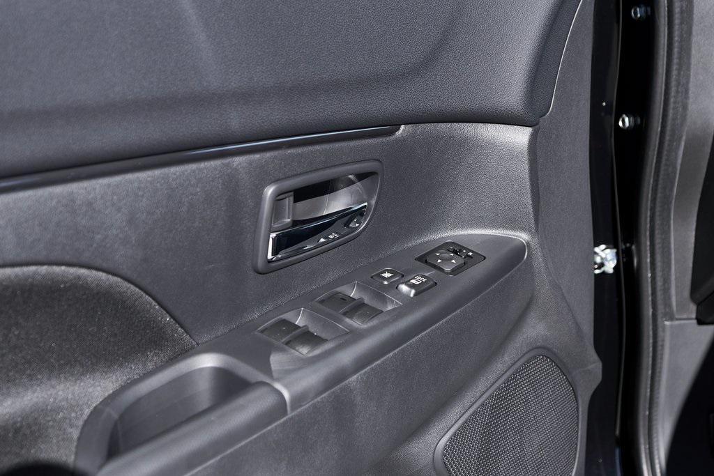 new 2025 Mitsubishi Outlander Sport car, priced at $28,379