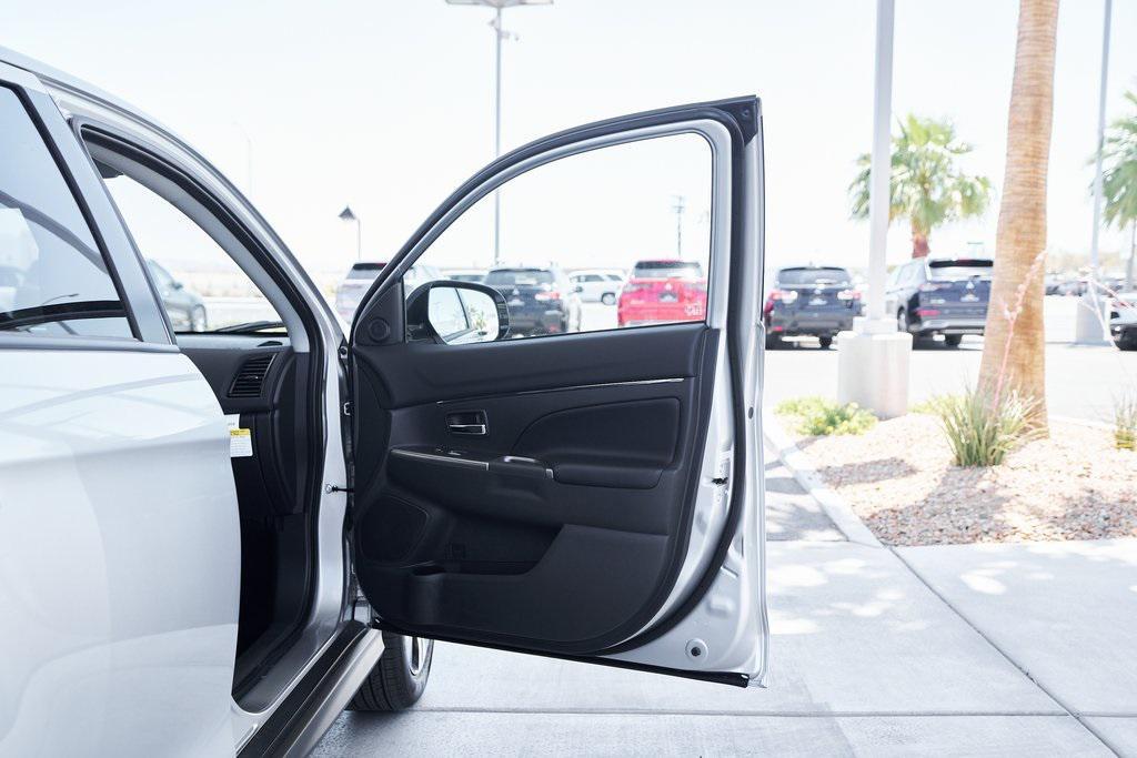 new 2025 Mitsubishi Outlander Sport car, priced at $27,705