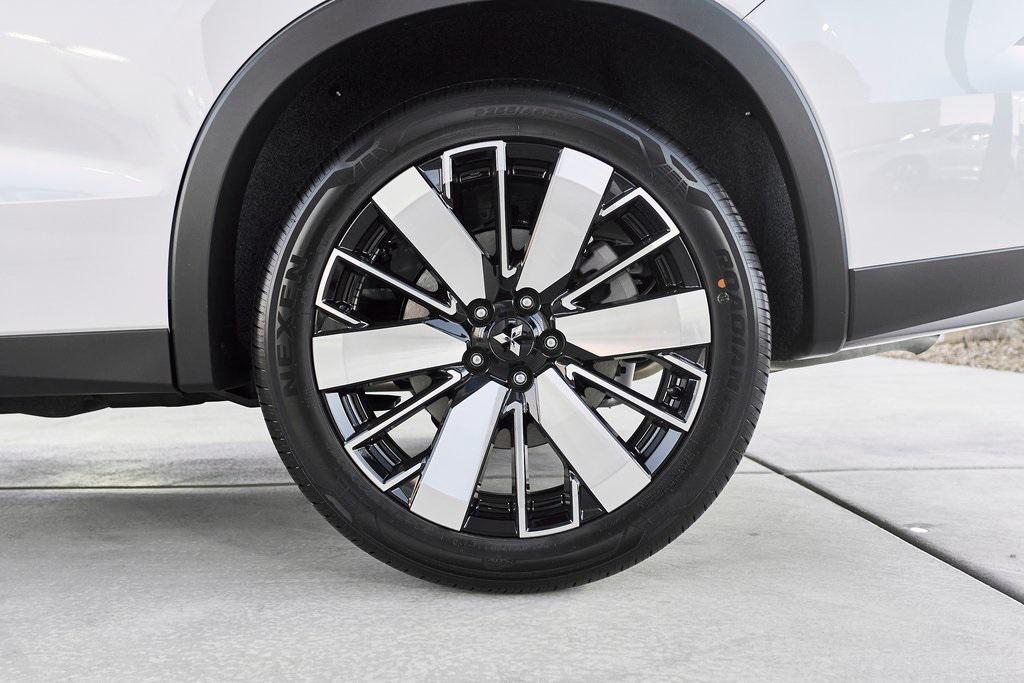 new 2026 Mitsubishi Outlander car, priced at $40,675