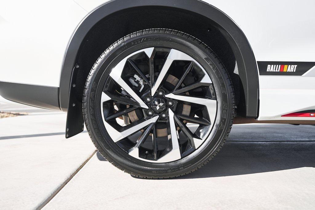 used 2024 Mitsubishi Outlander PHEV car, priced at $28,998