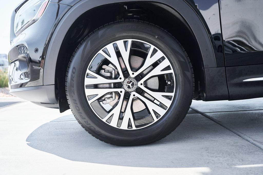 used 2025 Mercedes-Benz GLB 250 car, priced at $39,314