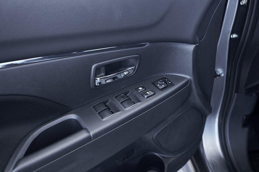 new 2025 Mitsubishi Outlander Sport car, priced at $29,208