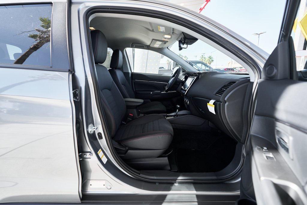 new 2025 Mitsubishi Outlander Sport car, priced at $27,853