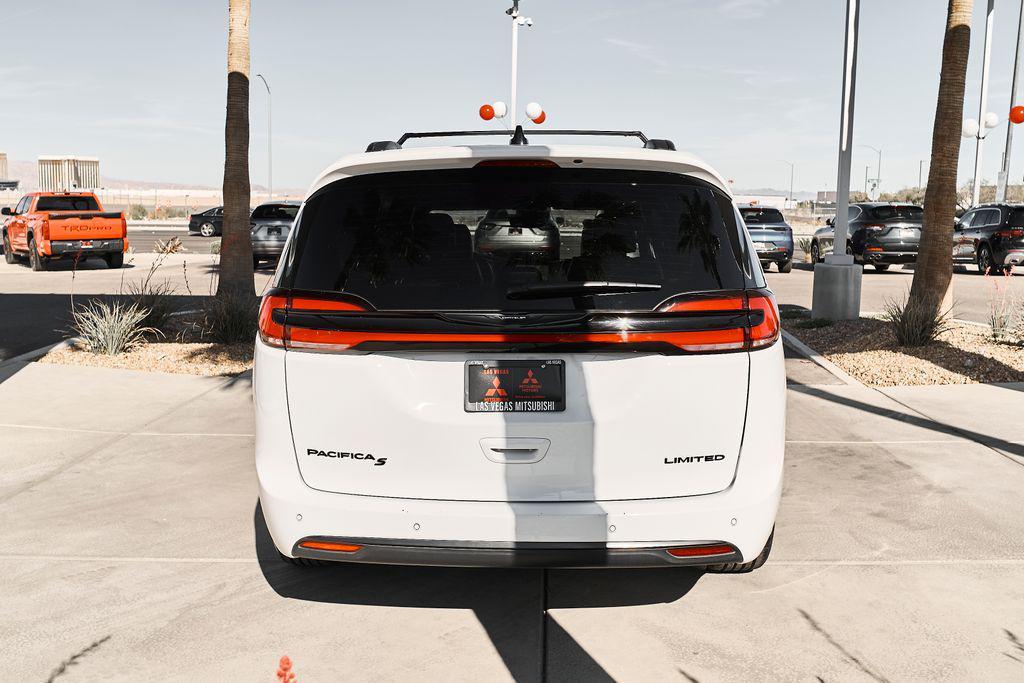 used 2025 Chrysler Pacifica car, priced at $34,403
