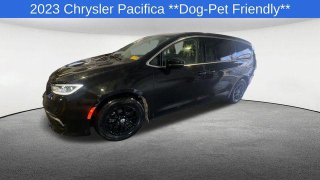used 2023 Chrysler Pacifica car, priced at $23,171