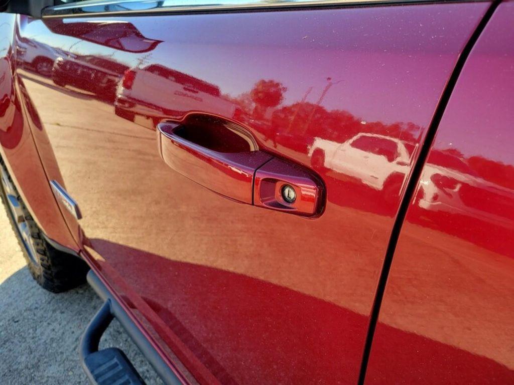 used 2019 GMC Canyon car, priced at $28,400