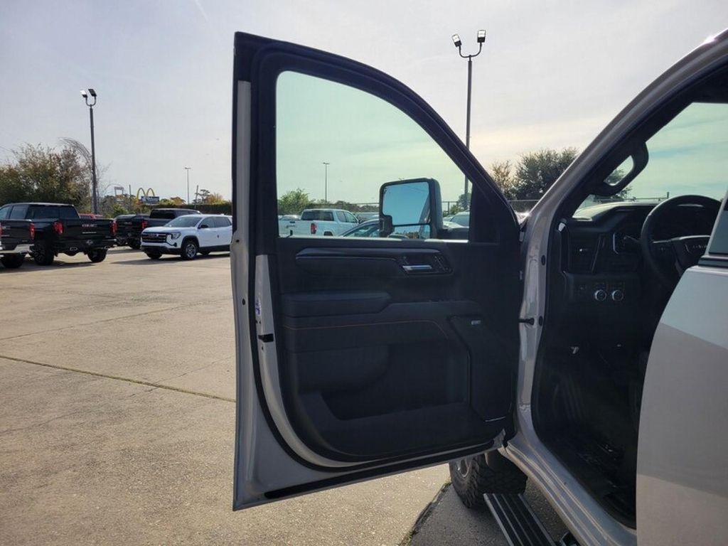 new 2026 GMC Sierra 2500 car, priced at $83,775