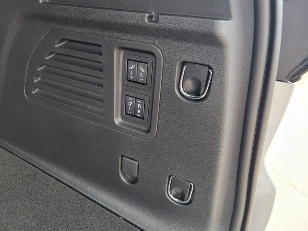 new 2025 Buick Enclave car, priced at $56,874