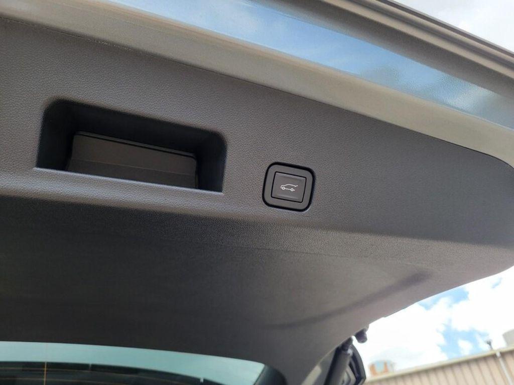 new 2025 Buick Enclave car, priced at $56,874