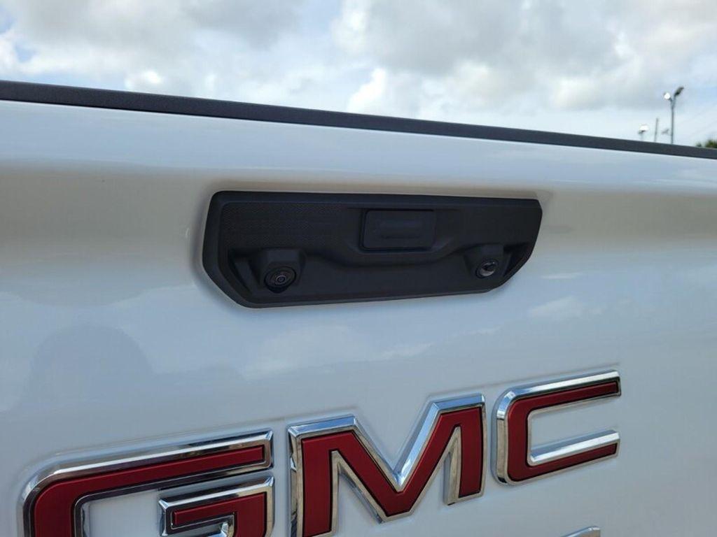 new 2026 GMC Sierra 2500 car, priced at $53,780