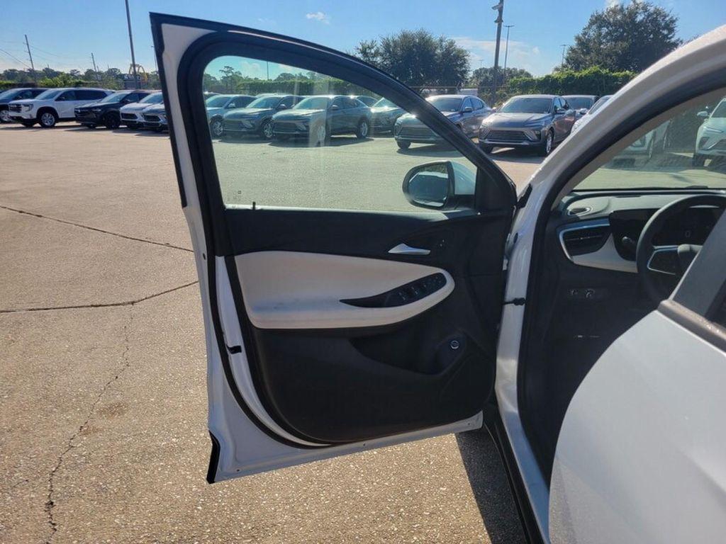 new 2026 Buick Encore GX car, priced at $27,685