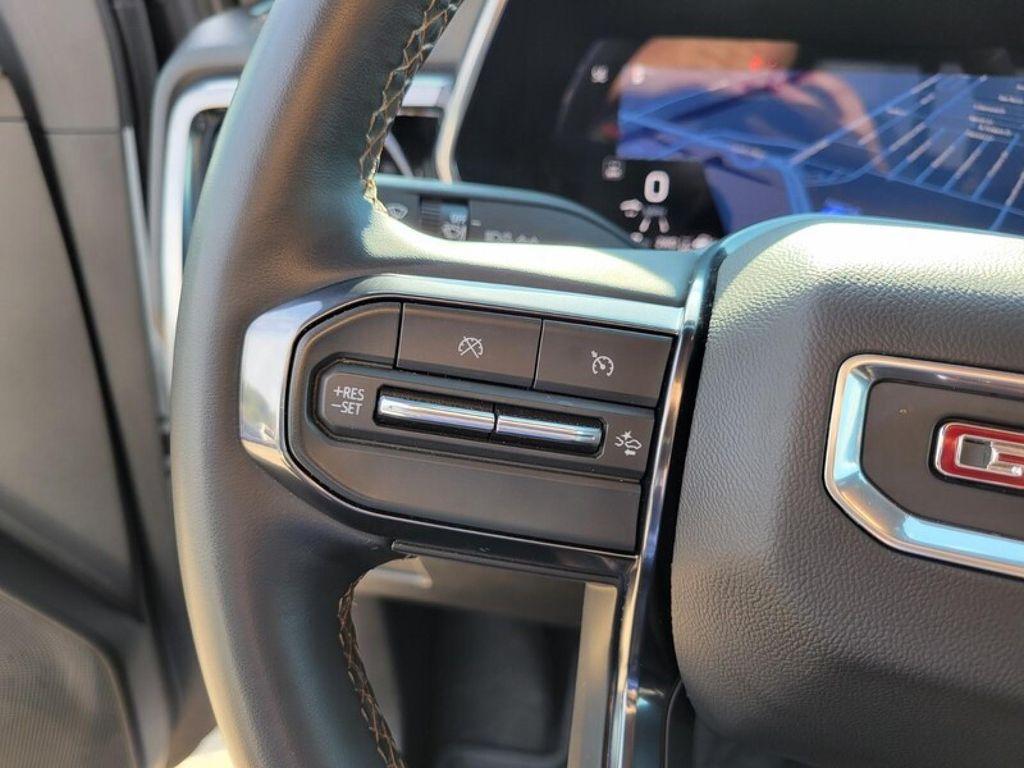 used 2024 GMC Canyon car, priced at $40,400