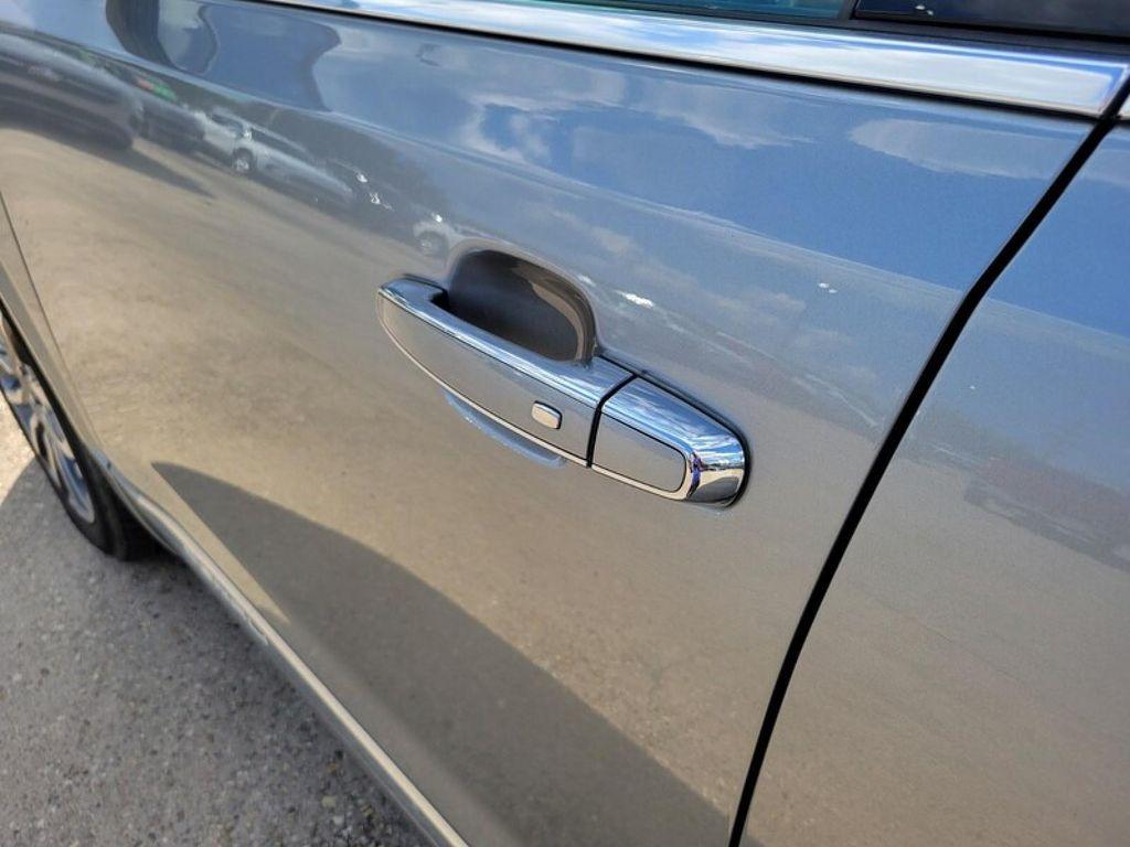 used 2023 GMC Acadia car, priced at $33,800