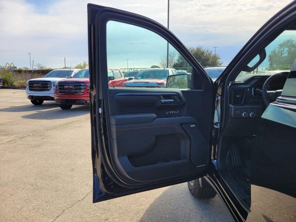 new 2026 GMC Sierra 1500 car, priced at $64,700