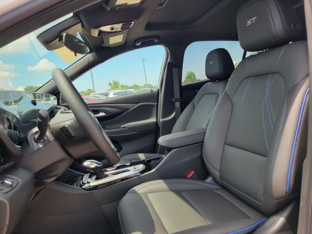 new 2026 Buick Envista car, priced at $29,890
