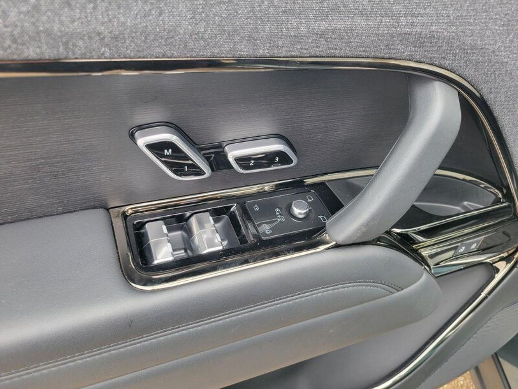 used 2025 Land Rover Range Rover Sport car, priced at $85,900