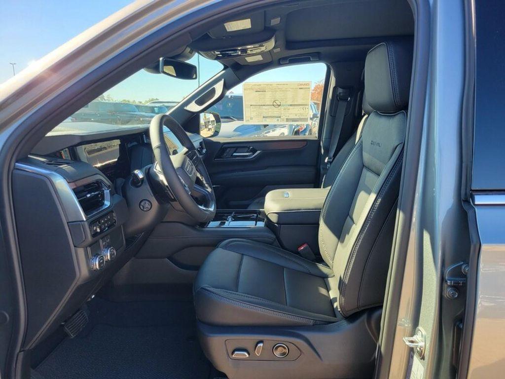 new 2026 GMC Yukon car, priced at $86,610