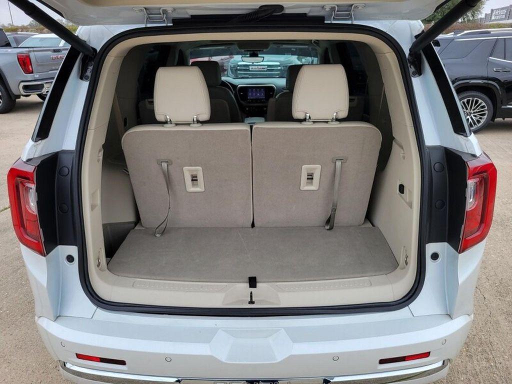 used 2022 GMC Acadia car, priced at $31,400