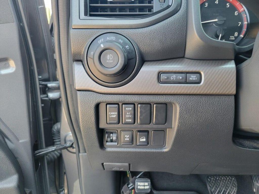 2024 Gun Metallic Nissan Titan