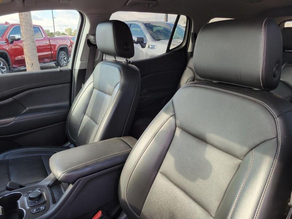 used 2022 GMC Acadia car, priced at $26,200