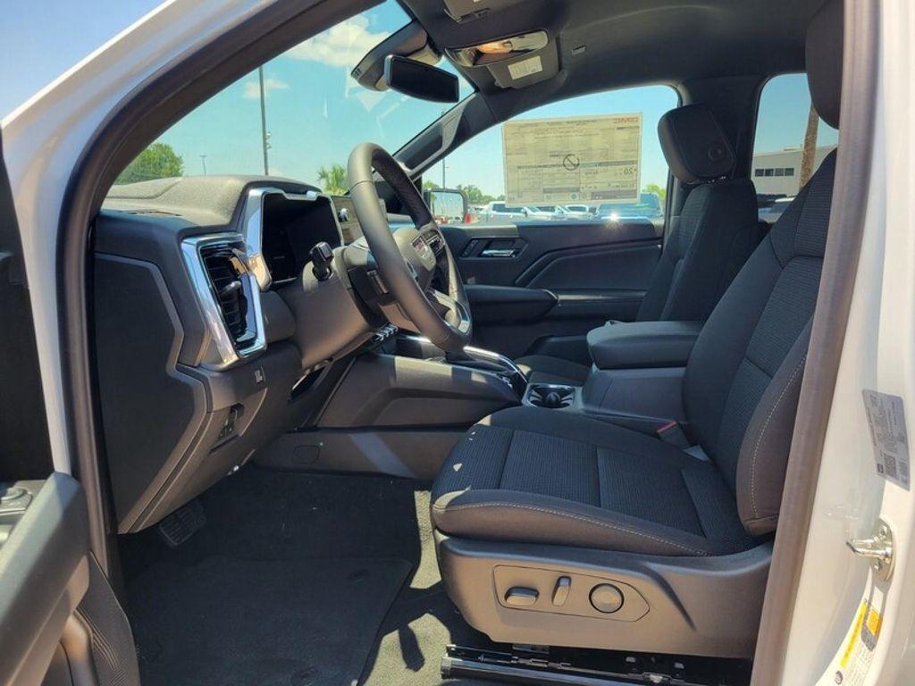 new 2026 GMC Canyon car, priced at $42,405