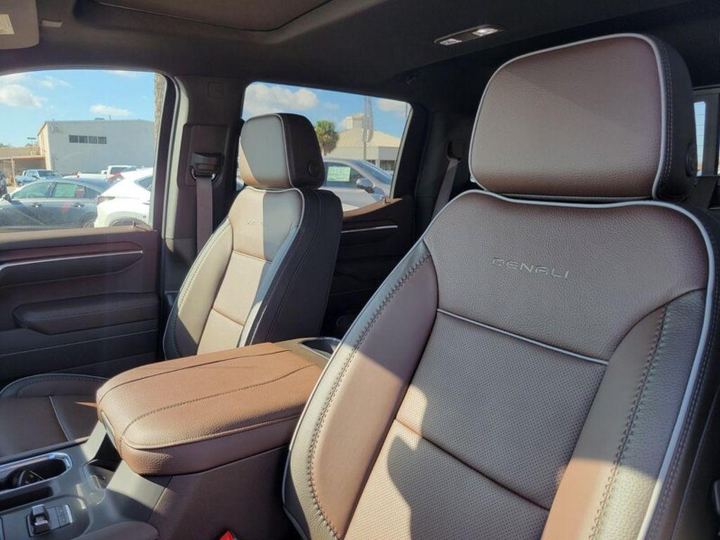 new 2026 GMC Sierra 1500 car, priced at $81,085