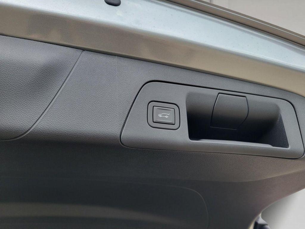 new 2026 Buick Envision car, priced at $43,840