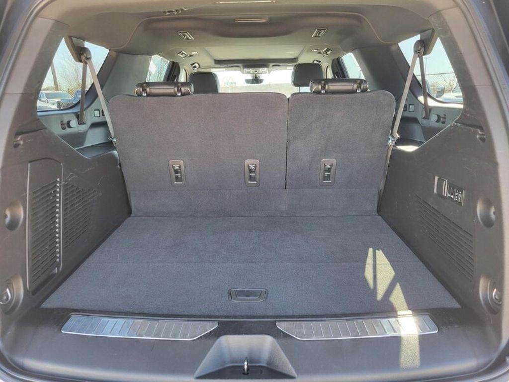 used 2021 Chevrolet Suburban car, priced at $35,300