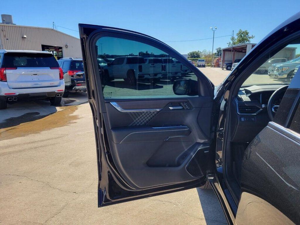 used 2024 GMC Acadia car, priced at $43,800