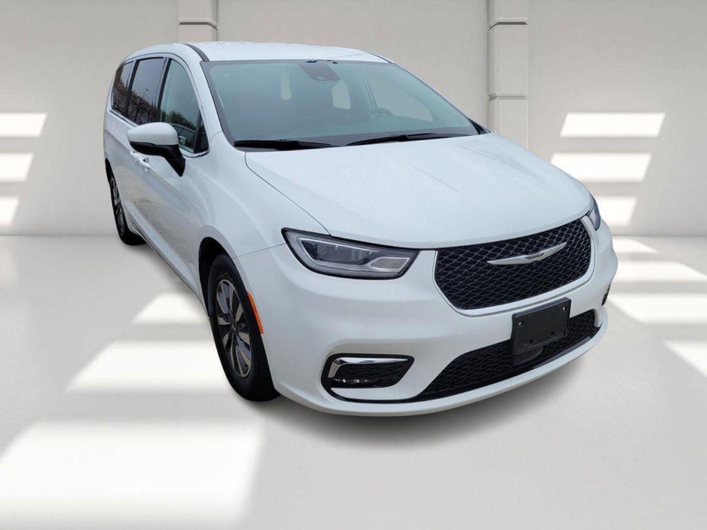 used 2023 Chrysler Pacifica Hybrid car, priced at $22,700