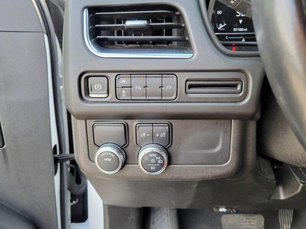 used 2022 GMC Yukon car, priced at $39,400