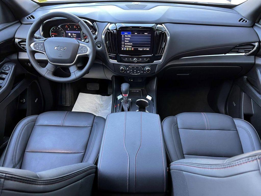 used 2023 Chevrolet Traverse car, priced at $37,337