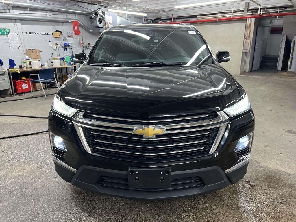 used 2023 Chevrolet Traverse car, priced at $27,995