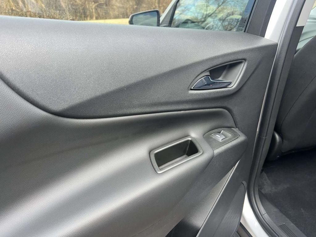 used 2020 Chevrolet Equinox car, priced at $15,999