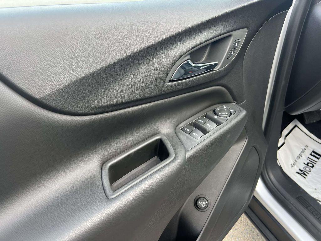 used 2020 Chevrolet Equinox car, priced at $15,999