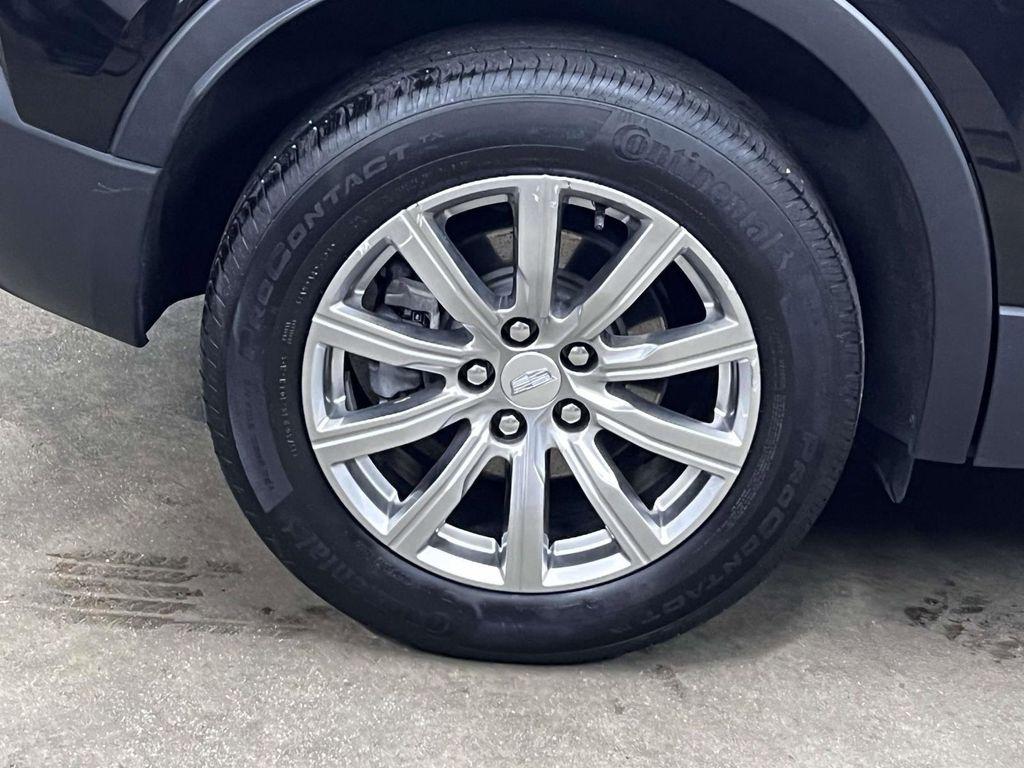 used 2023 Cadillac XT4 car, priced at $30,348