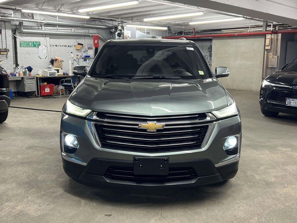 used 2022 Chevrolet Traverse car, priced at $26,224