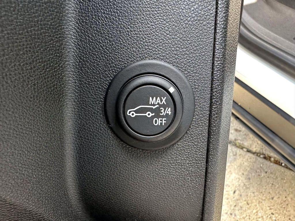 used 2023 Chevrolet Equinox car, priced at $22,250